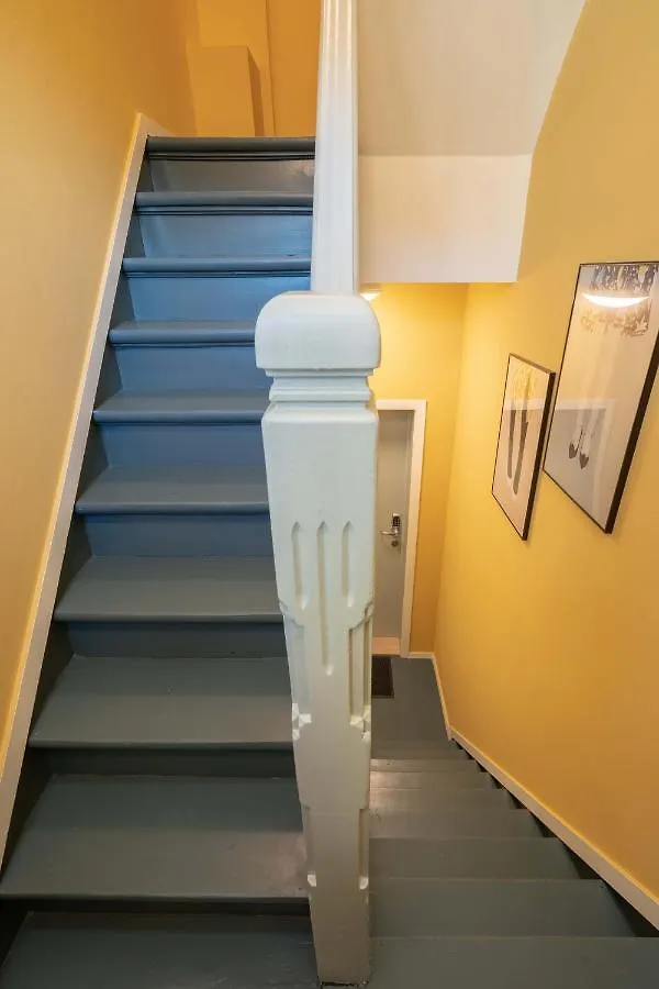 Apartment Ferienwohnung Shway - The Light Blue Parrot Antwerpen